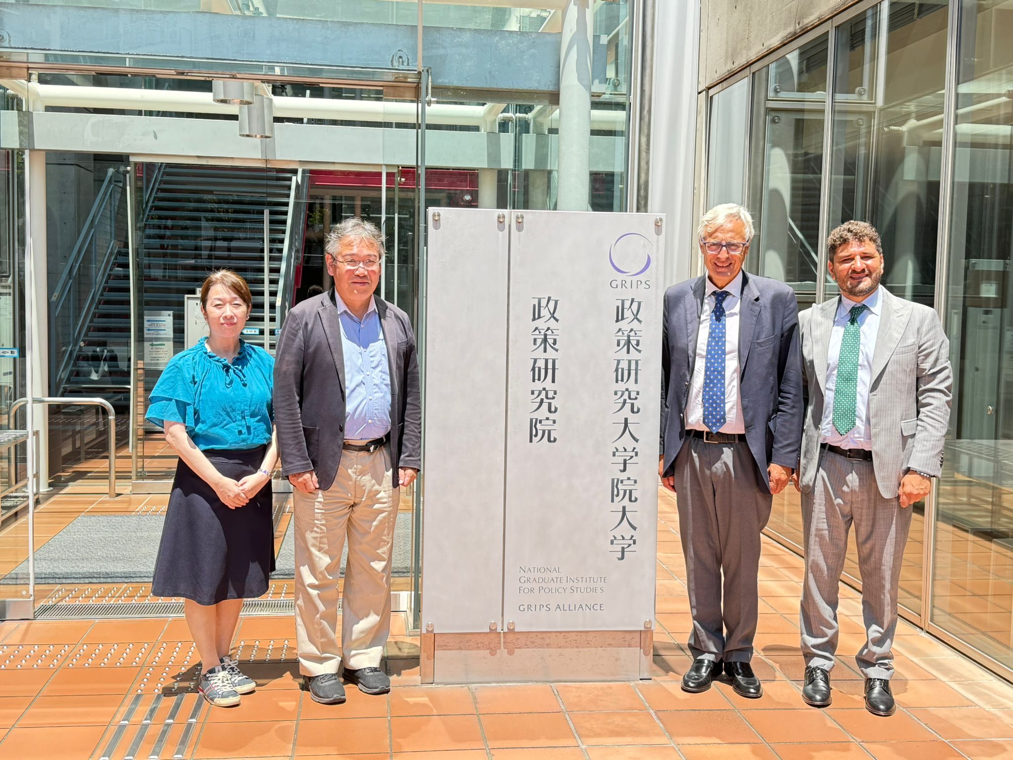 TEEG – Training in entrepreneurial ecosystem simulation